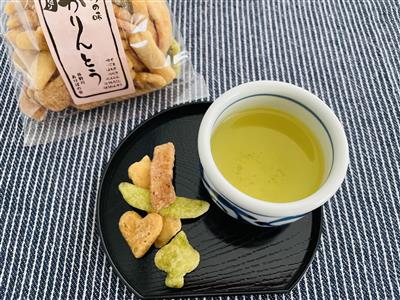 お茶とかりんとう