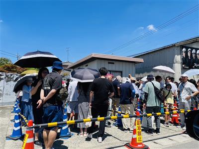 山越うどん、行列