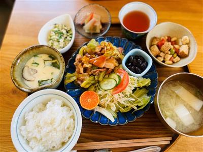 サラダのランチ