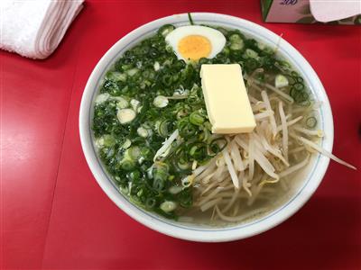 塩バターラーメン