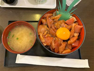 マグロ丼